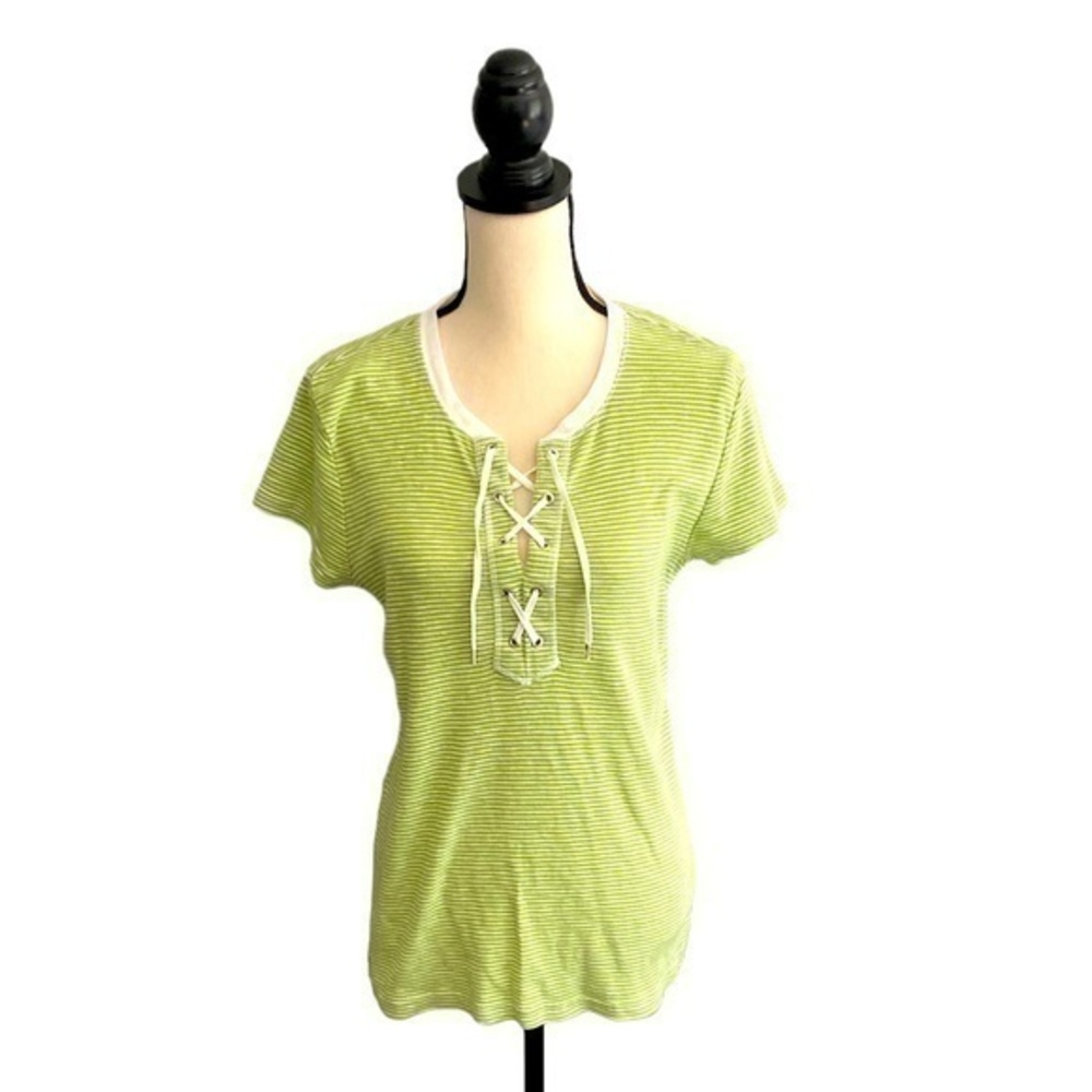 Chaps Lace Up Tee Size Large